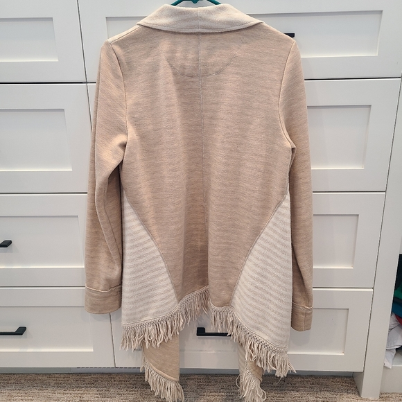 Anthropologie  Dradep Waterfall Open Cardigan Boho Fringe fleece - Picture 2 of 8